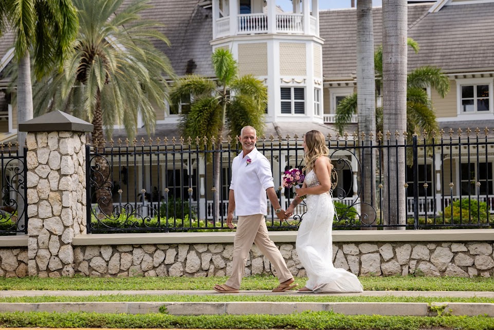 Luxury Wedding Planner in the Cayman Islands